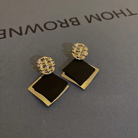 Vintage Geometrische Quadratische Ohrringe Mit Silbernem Ohrstecker Legierung Vergoldet Schwarze Pailletten Damen