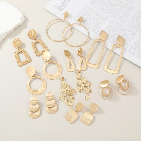 Geometrische Clip On Ohrringe Legierung Metall Nicht Durchstochen Mattgold Mode Accessoire Für Frauen