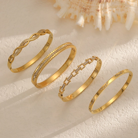 Brazalete De Acero Inoxidable Chapado En Oro De Lujo Con Circonita Patrón Geométrico Cierre De Resorte Joyería