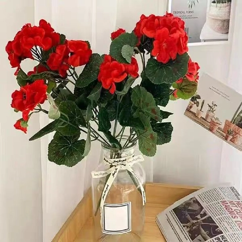 Artificial Geranium Flowers Satin Cloth Faux Floral Arrangement Green Leaves Home Wedding Garden Decor Lifelike Aesthetic