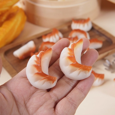 Realistic Simulation Fried Dumpling Keychain PVC Food Model Toy Creative Backpack Pendant Bag Ornament Novelty Gift