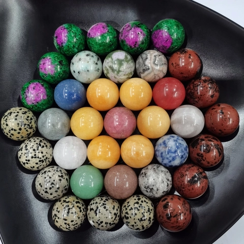 Natural Stone Crystal Ball Spherical Gemstone For Feng Shui Meditation Office Home Decoration Polished Healing Energy