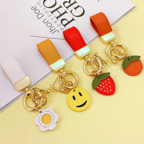 Süßer Leder Schlüsselanhänger Mit Blumen Frucht Anhänger Legierung Ring Für Auto Handtasche Rucksack Dekoration Geschenk