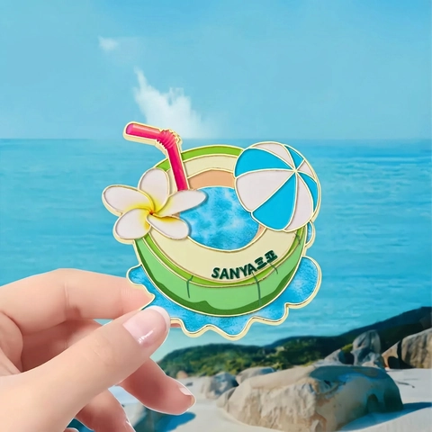 Imán De Nevera Souvenir Sanya Isla Tropical Pin Esmalte Aleación Zinc Tema Playa Coco Tabla De Surf Concha Bikini Decoración