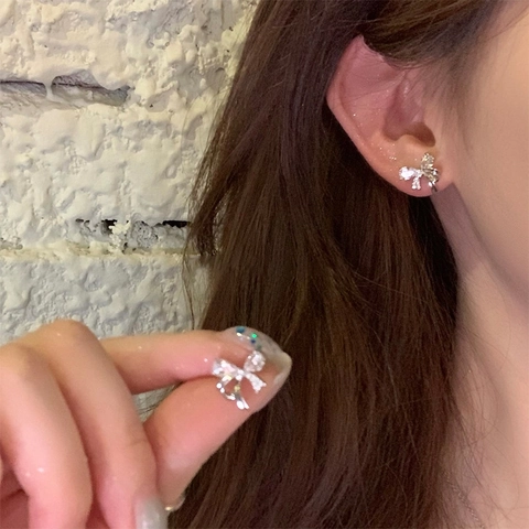 Elegante Schleifen Ohrstecker Glänzende Zirkonia Kupfer Modeschmuck Für Frauen Mit Silber Ohrstecker