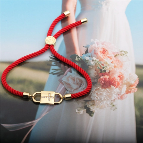 Bracciale Corda Intrecciata Rossa Rame Micro Zircone Croce Ciondolo Lucchetto Gioielli Religiosi Regolabili