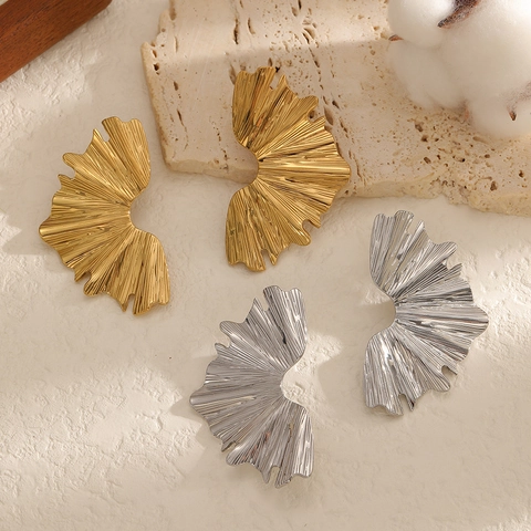 Ginkgo Leaf Stud Earrings 18K Gold Plated Stainless Steel Wrinkled Fan Shape Minimalist Jewelry For Women