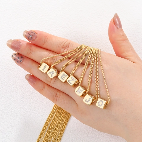 Initialen Buchstabe Würfel Anhänger Halskette Kupfer Zirkonia Vergoldet Alphabet Schmuck Damen Herren