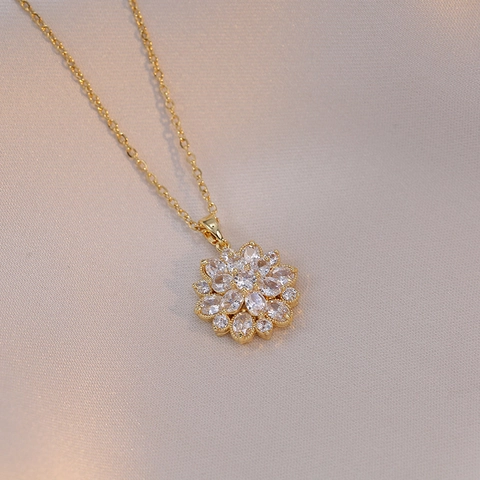 Collar Con Colgante De Copo De Nieve De Acero Inoxidable Con Circón Estilo Coreano Joyería De Girasol Elegante Para Mujer