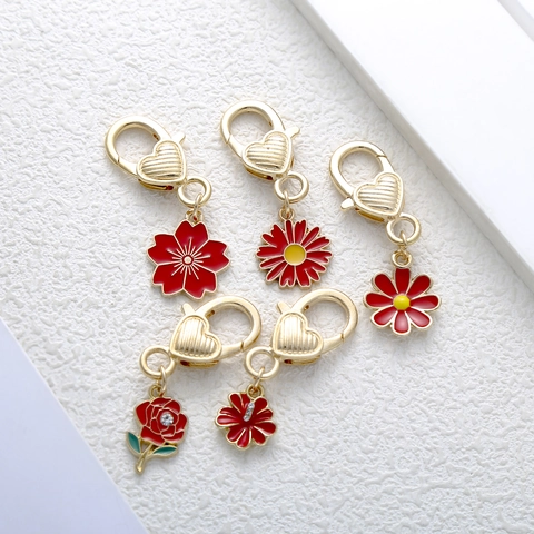 Llavero De Flores Adorno Para Bolso Aleación Esmalte Floral Cerezo Margarita Rosa Cierre De Corazón Accesorio Para Bolso Dulce