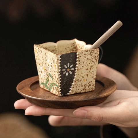 Ceramic Espresso Cup And Walnut Wood Saucer Hand Painted Daisy Gold Rim Square Lotus Tea Cup Vintage Style
