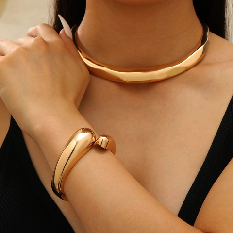 Collier Choker Goutte d'Eau en Métal Liquide en Alliage Minimaliste Bracelet Ouvert Bague Boucles d'Oreilles pour Femmes Bijoux Style Punk