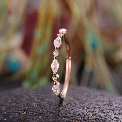 Ewigkeitsring Marquise Rundschliff Zirconia Kupfer Vergoldet Minimalistischer Stapelbarer Schmuck Für Damen