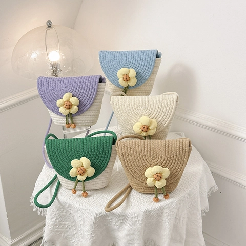 Fashion Women Hand Woven Straw Bucket Bag Sunflower Decor Summer Beach Shoulder Bag Versatile Casual Crossbody Bag