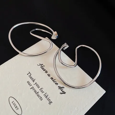 Pendientes De Clip De Oreja Doble Círculo Minimalistas Cobre Color Plata Geométrico Sin Perforación Para Mujeres