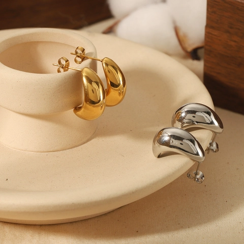 Polierte Geometrische Bean Hoop Ohrringe 18K Vergoldet 304 Edelstahl Mit 925 Sterling Silber Ohrstecker Damen