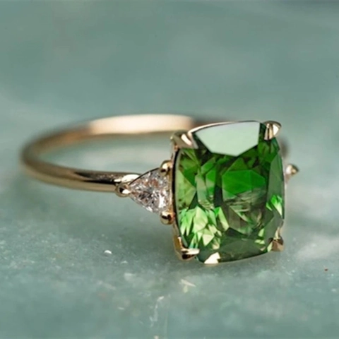 Eleganter Kupfer Zirkonia Ring Für Damen Gold Roségold Plattiert Quadratisch Grün Kissen Schliff Geometrischer Modeschmuck Geschenk