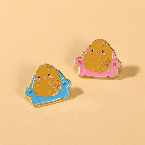 Süße Cartoon Couch Potato Emaille Brosche Pin Gold Überzogene Legierung Abzeichen Für Rucksack Kleidung Kawaii Lustiges Geschenk