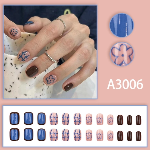 Press On Nails Artificial Finger Nails Klein Blue Plaid And Flower Design Short Square Shape Glossy Finish For Women