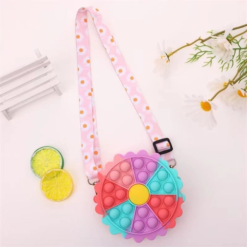 Kids Flower Pop It Shoulder Bag Silicone Crossbody Coin Purse Sensory Fidget Toy Adjustable Daisy Strap Girls