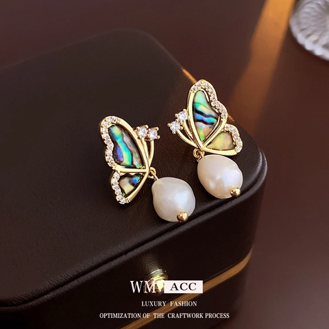 Pendientes De Mariposa Con Perla De Agua Dulce Y Concha Circonita Cobre Chapado En Oro Pin De Plata