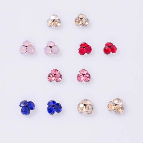 Mini Nagelkunst Strasssteine Legierung Cluster Charms Für DIY Maniküre Funkelnde Schmuck Dekoration