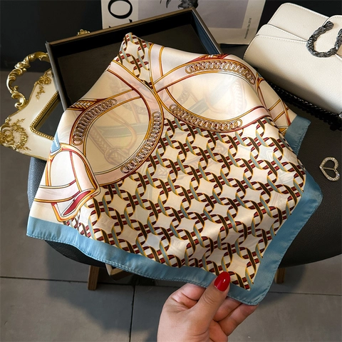 Women Elegant Satin Square Scarf Retro Chain Print Simulated Satin Headband Fashion Neck Wrap Versatile Accessory