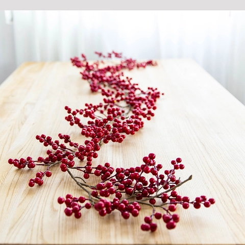 Christmas Artificial Red Berry Garland Festive Foam Berry Vine For Holiday Home Decor Mantel Decoration