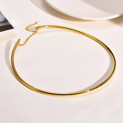 Minimalist Stainless Steel Gold Plated Neck Ring Choker For Women Thick Smooth Metal Torque With Extension Chain