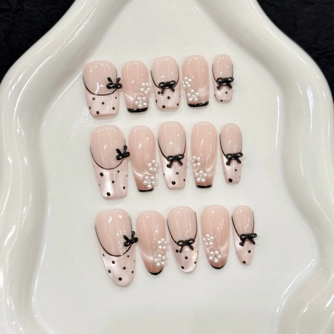 Handgefertigte Aufdrücknägel Mit 3D Schleife Und Künstliche Perle Französisch Katzenauge Sarg Mandel Lange Falsche Nägel Für Damen
