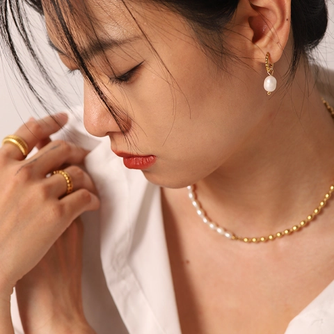 Boucles D Oreilles Pendantes Perles D Eau Douce Femmes Plaqué Or 18K Acier Inoxydable Anneau Torsadé Bijoux Rétro Français