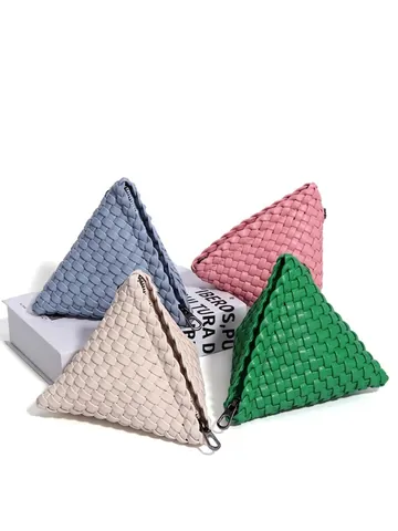 Damen PU Leder Gewebte Dreieckige Umhängetasche Mini Intrecciato Stil Handgelenktasche Mit Kettengurt Mode