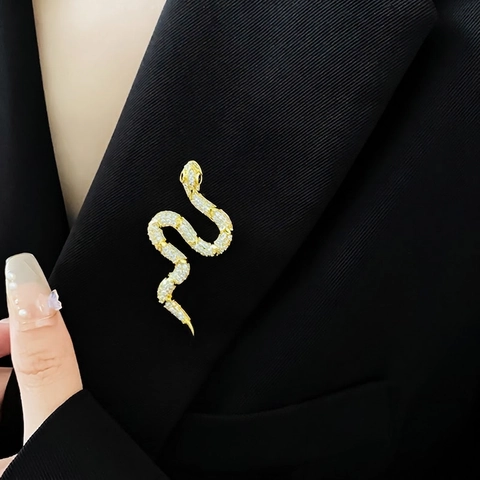 Spilla A Serpente Rame Placcato Oro Con Zircone Bianco Scintillante E Strass Gioielli Di Lusso A Forma Di Animale Per Donna Spilla Da Risvolto