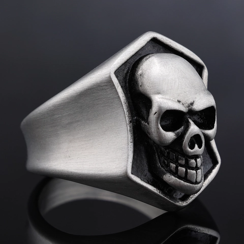 Skull Ring Stainless Steel Vintage Gothic Punk Biker Finger Jewelry Men Cool Retro Design