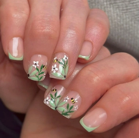 Press On Nails French Tip Flower Bee Pattern Square Shape Mint Green Sweet Style Artificial False Nails