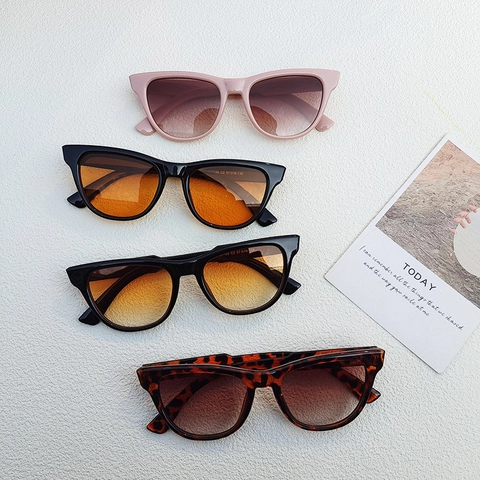 Fashion Square Sunglasses UV400 Protection PC Lenses Resin Frame For Outdoor Driving Travel Chic Sunshade Eyewear