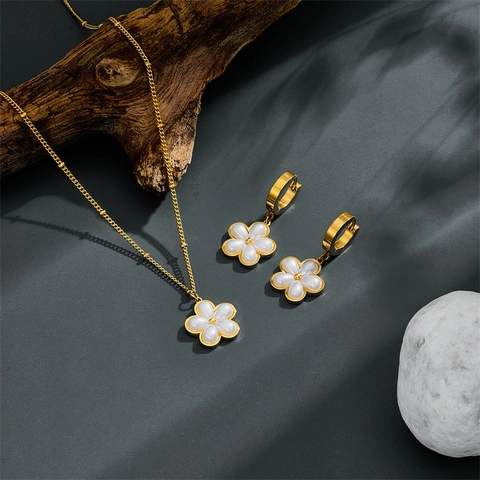 Five Petal Flower Artificial Pearl Necklace And Stud Earrings With 925 Sterling Silver Earring Post Stainless Steel Gold Plated Women