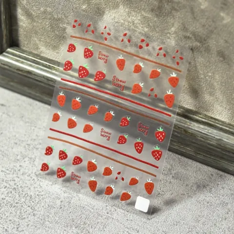Stickers Nail Art Fraise Relief 3D Motifs De Cœur Gaufrés Dégradé Mat Mignon Autocollants De Manucure Décoratifs Femmes
