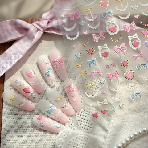 Autocollants Ongles Relief 5D Motif Cœur Nœud Dentelle Auto-adhésifs Décalcomanies Manucure Style Doux Kawaii