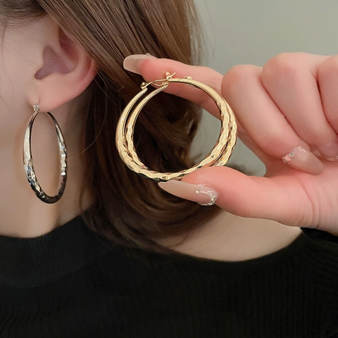 Orecchini A Cerchio Geometrici Minimalisti Texture In Metallo Martellato Moda Donna Con Perno In Acciaio Inossidabile