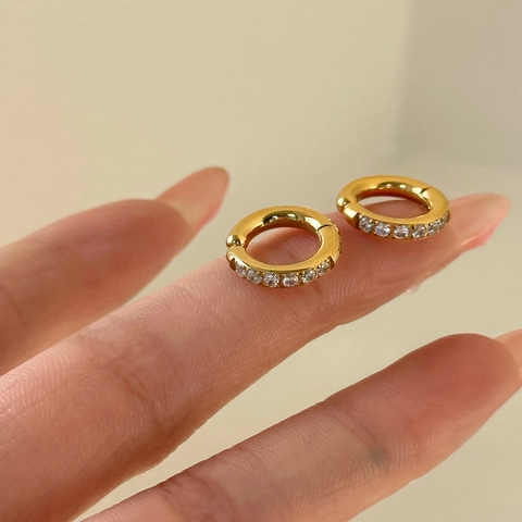 Orecchini A Cerchio E Ear Cuff In Acciaio Inossidabile Placcato Oro 18K Minimalista Zircone Per Donne Retro Rigato Pietra Baguette