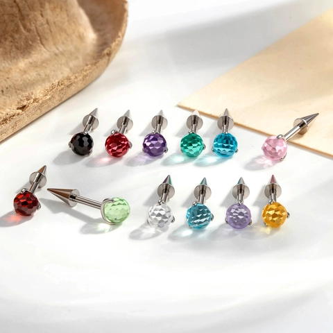 F136 Titaniumlegering Kraakbeen Piercing Stud Gefacetteerde Kristallen Bol En Kegel Uiteinde Interne Schroefdraad Punk