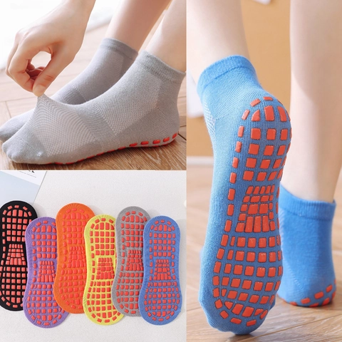 Calze Antiscivolo Cotone Pettinato Mesh Traspirante Gommini Silicone Per Yoga Trampolino Pavimento Interno Bambini Adulti