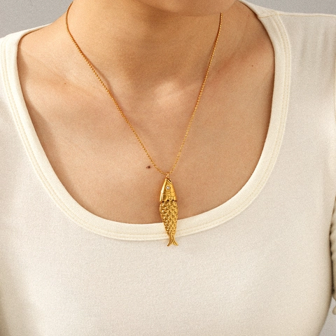 Collier Pendentif Poisson Koi Acier Inoxydable Plqué Or 18K Avec Strass Bijoux Pour Femmes Ne Ternit Pas Style Ins