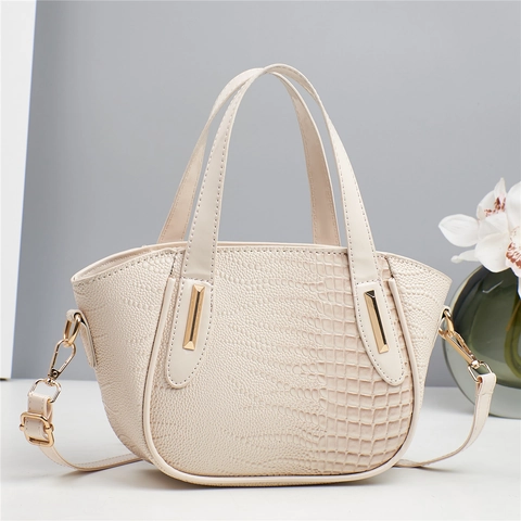 Sac à Main de Mode en Cuir PU à Motif Crocodile pour Femmes Sac à Bandoulière Grande Capacité avec Quincaillerie Dorée