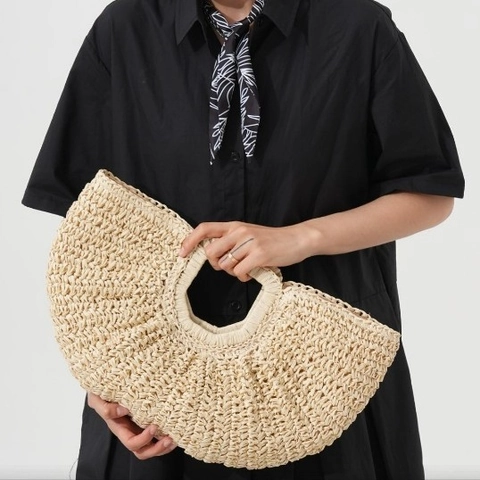 Handwoven Straw Beach Tote Bag Paper Rope Half Moon Large Capacity Vacation Handbag With Zipper For Women