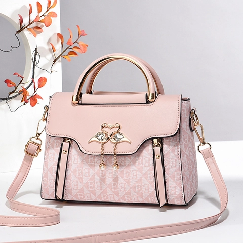 Women Shoulder Bag PU Leather Monogram Print Swan Buckle Metal Handle Crossbody Handbag Fashion Elegant Square Purse