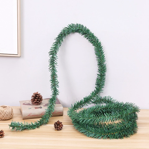Ghirlanda Di Aghi Di Pino Artificiale Natale Rattan Verde PVC Tinsel Flessibile Per Festa Vacanze Casa Decorazione Fai Da Te