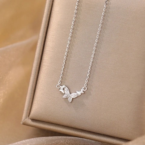 Elegante Collar con Colgante de Mariposa de Plata de Ley 925 para Mujer Joyería Gargantilla de Circonia Microincrustada