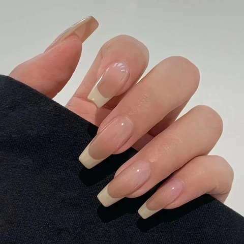 Unghie Finte A Pressione Forma A Bara Lunga Design Francese Sfumato Nude Bianco Resina Unghie Finte Rimovibili